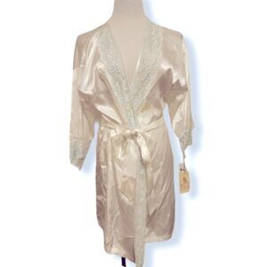 NWT In Bloom By Jonquil Short Satin & Lace Kimono Wrap Robe Size XS